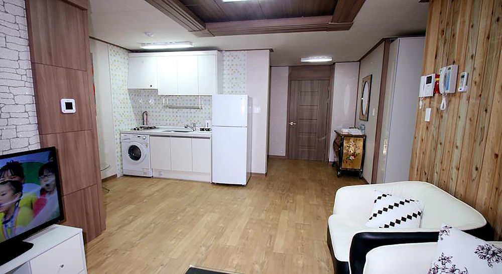 Hy Choi Hostel Seogwipo Exterior foto